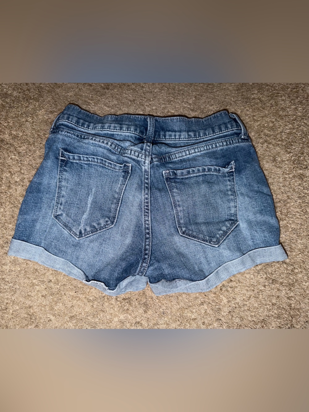 Old Navy Boyfriend Jean Shorts - Picture 2 of 3